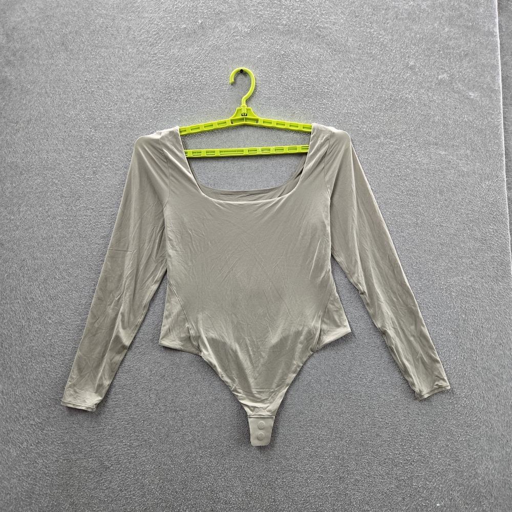 Lululemon Women Bodysuit XL Beige Wundermost Ultra Soft Nulu Scoop Neck READ